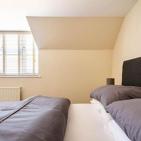 Central Village Cottage, The Corders Moreton-in-Marsh Bagian luar foto