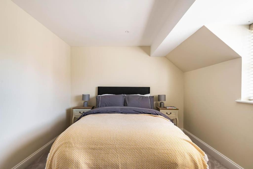 Central Village Cottage, The Corders Moreton-in-Marsh Bagian luar foto