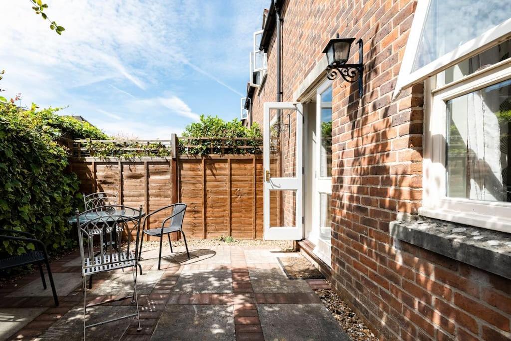 Central Village Cottage, The Corders Moreton-in-Marsh Bagian luar foto